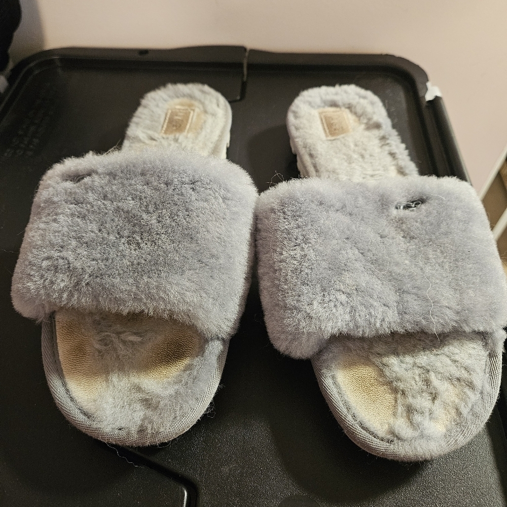 Women's UGG Blue Shearling Slides Size 10 Fluffy